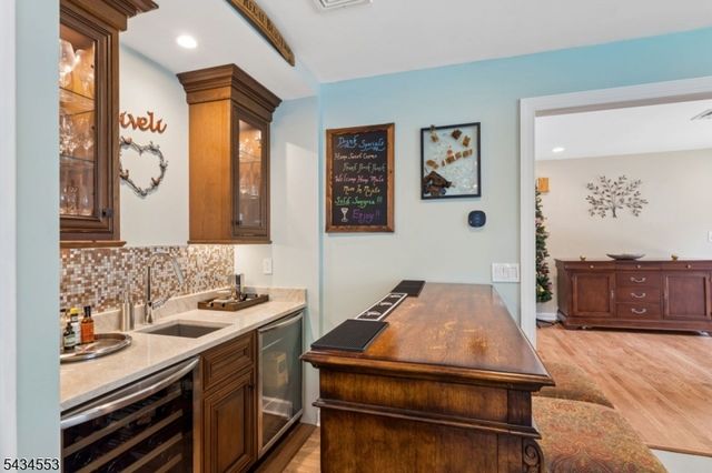 10 Church Ln, Montville Twp., NJ 07082