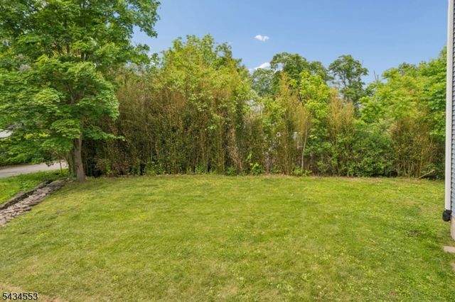 10 Church Ln, Montville Twp., NJ 07082