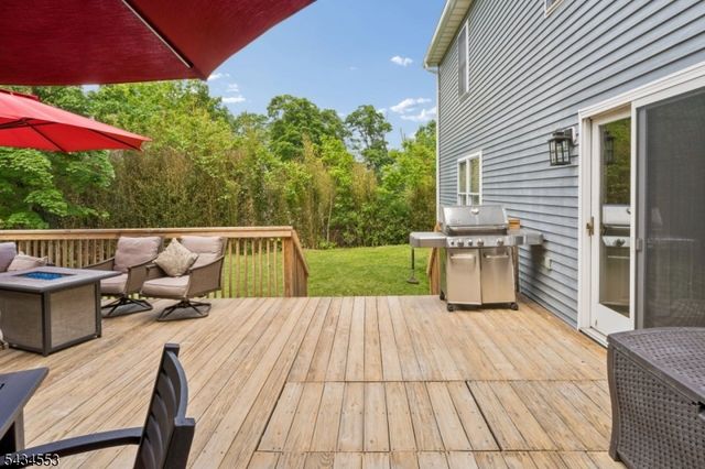 10 Church Ln, Montville Twp., NJ 07082