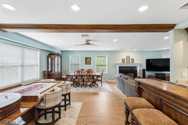 10 Church Ln, Montville Twp., NJ 07082