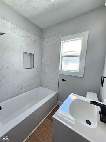 3526 N Capitol Avenue, Indianapolis, IN 46208