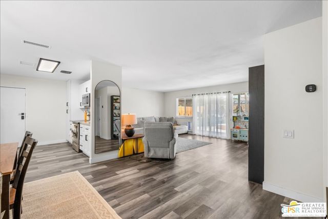 77300 Indiana Avenue, Palm Desert, CA 92211