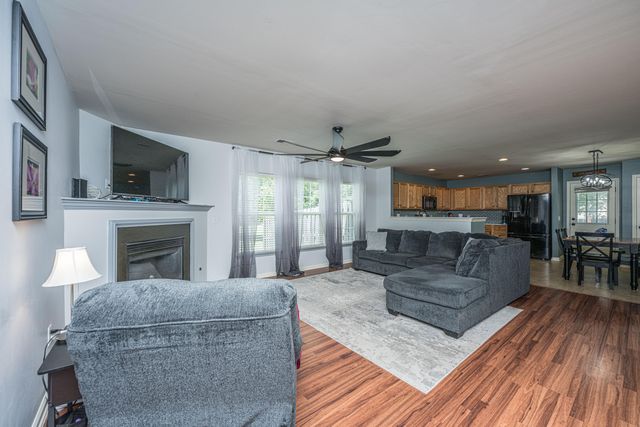 224 Myrtle Way, Summerville, SC 29483