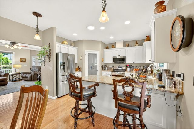 2918 Brookdale Drive, Central Point, OR 97502