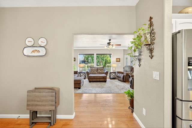 2918 Brookdale Drive, Central Point, OR 97502