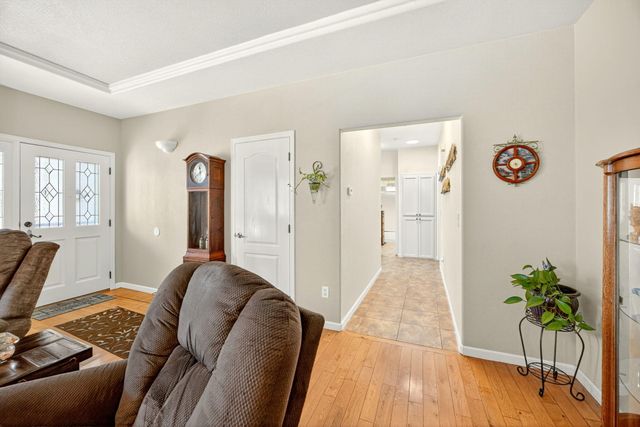 2918 Brookdale Drive, Central Point, OR 97502