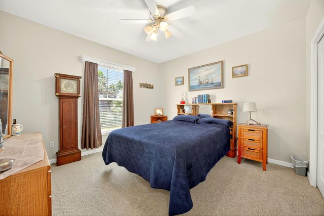 2918 Brookdale Drive, Central Point, OR 97502