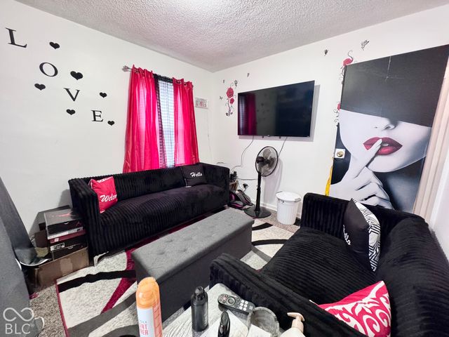 1844 N Linwood Avenue, Indianapolis, IN 46218