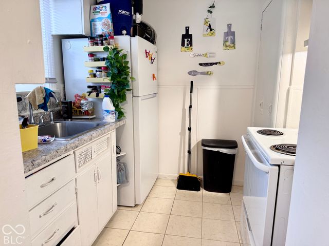 1844 N Linwood Avenue, Indianapolis, IN 46218