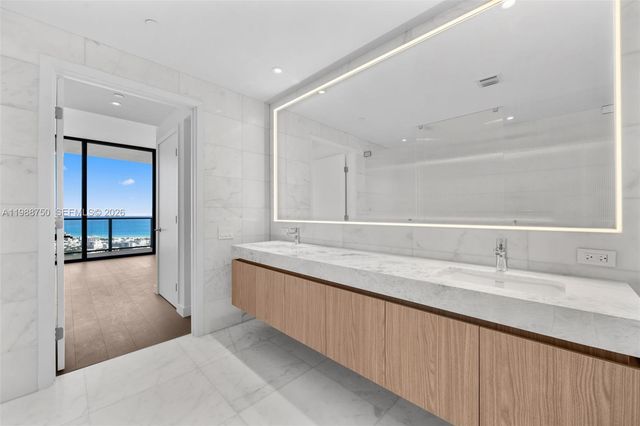 500 Alton rd 3704, Miami Beach, FL 33139