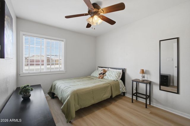 2329 E CONCORDA Drive, Tempe, AZ 85282