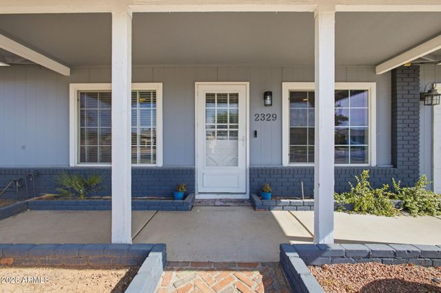 2329 E CONCORDA Drive, Tempe, AZ 85282
