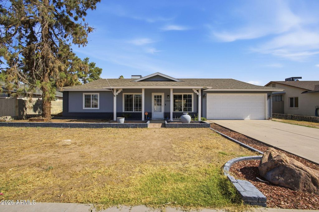 2329 E CONCORDA Drive, Tempe, AZ 85282