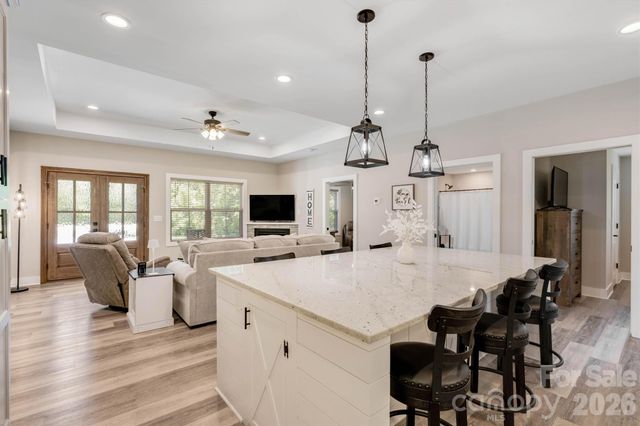1203 Summerhill Street SW, Lenoir, NC 28645