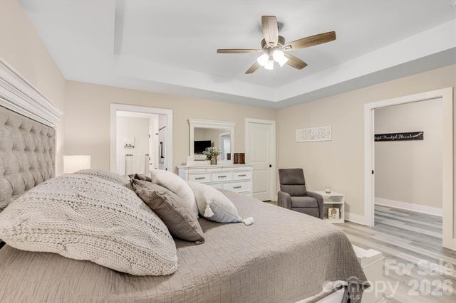 1203 Summerhill Street SW, Lenoir, NC 28645