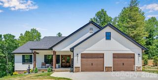 1203 Summerhill Street SW, Lenoir, NC 28645