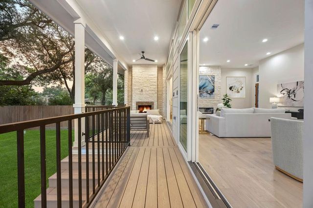 5535 Birdwood Road, Houston, TX 77096