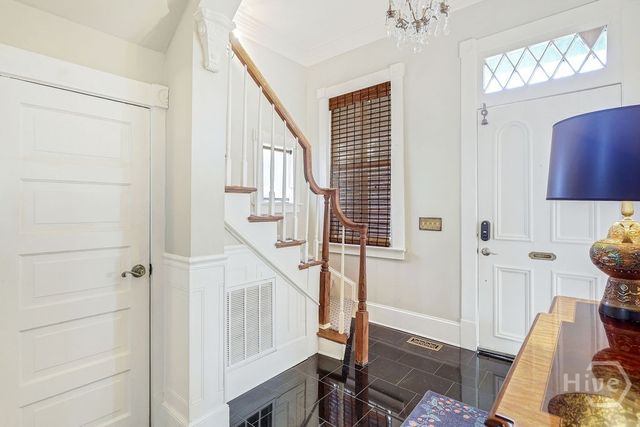 1815 Barnard Street, Savannah, GA 31401