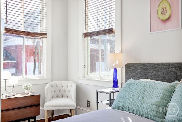 1815 Barnard Street, Savannah, GA 31401