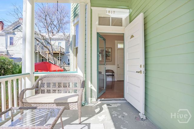 1815 Barnard Street, Savannah, GA 31401