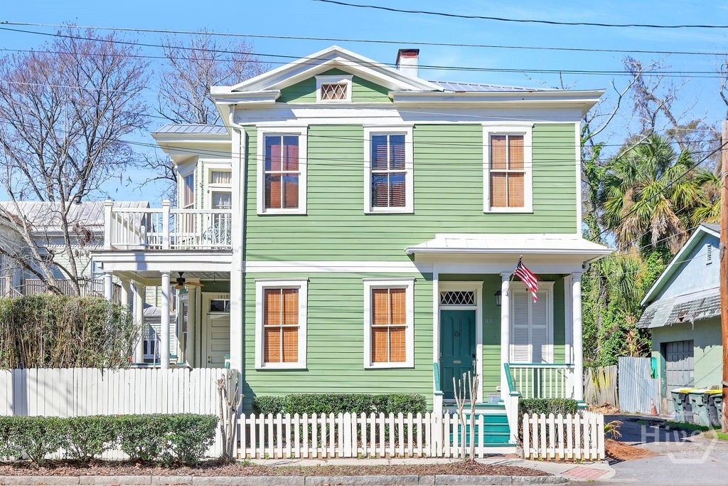 1815 Barnard Street, Savannah, GA 31401