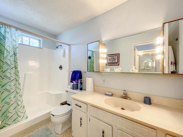 1551 NE 13th Terrace A16, Jensen Beach, FL 34957