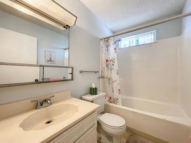 1551 NE 13th Terrace A16, Jensen Beach, FL 34957