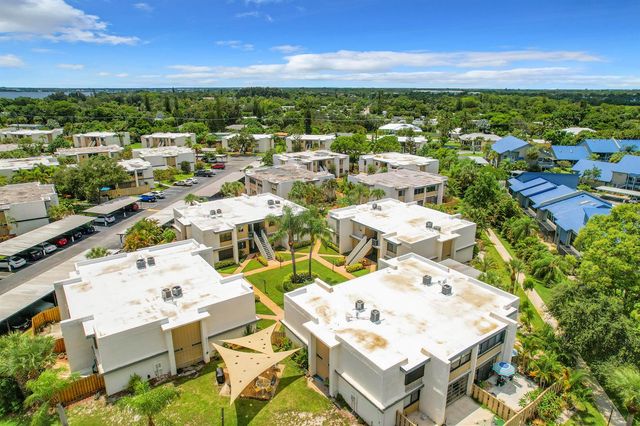 1551 NE 13th Terrace A16, Jensen Beach, FL 34957
