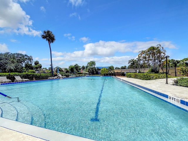 1551 NE 13th Terrace A16, Jensen Beach, FL 34957