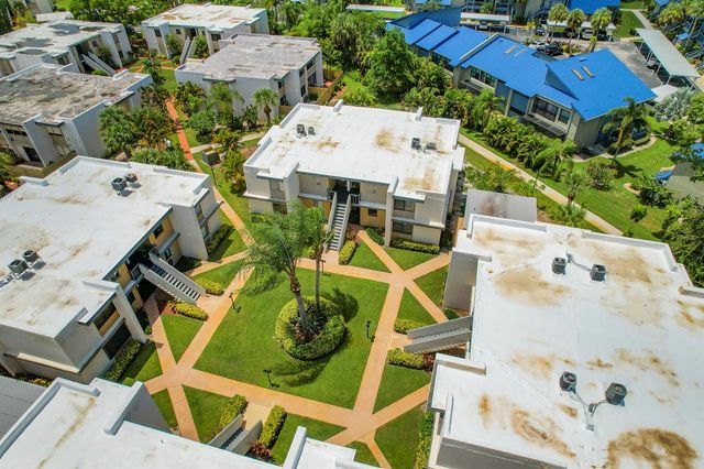 1551 NE 13th Terrace A16, Jensen Beach, FL 34957