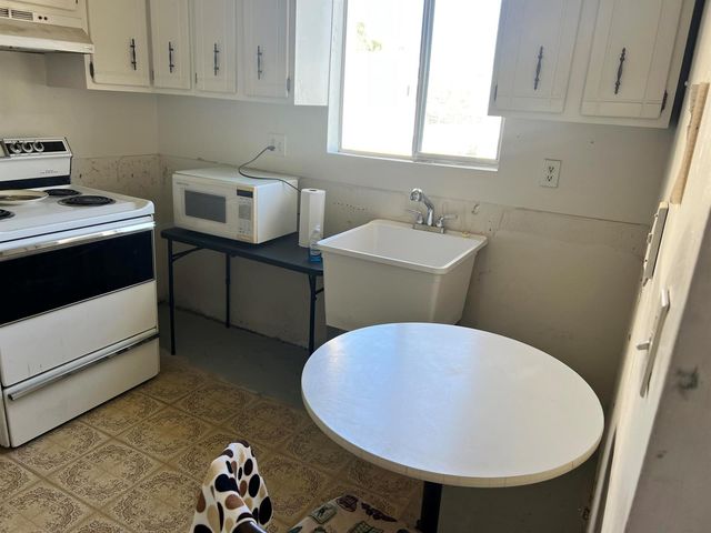 1551 NE 13th Terrace A16, Jensen Beach, FL 34957