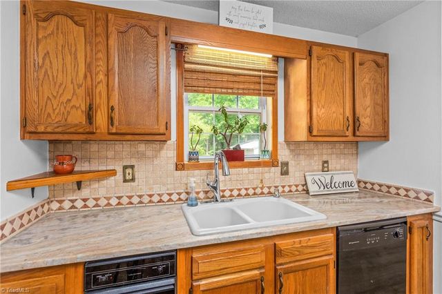 209 Millstone Drive, Lexington, NC 27292