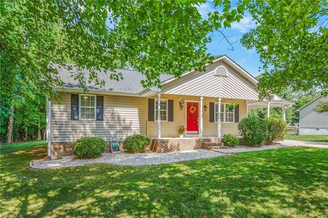 209 Millstone Drive, Lexington, NC 27292