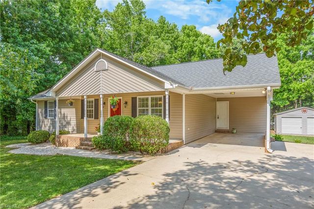 209 Millstone Drive, Lexington, NC 27292