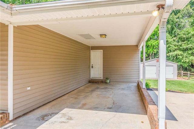 209 Millstone Drive, Lexington, NC 27292