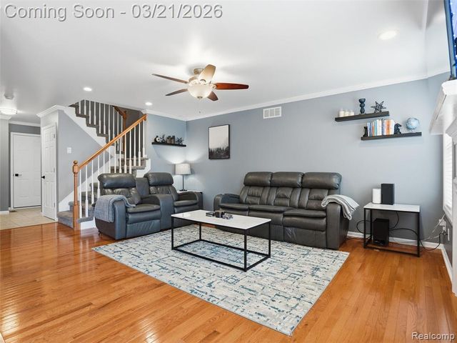 20766 Sleepy Hollow Drive, Macomb, MI 48044