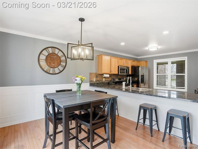 20766 Sleepy Hollow Drive, Macomb, MI 48044