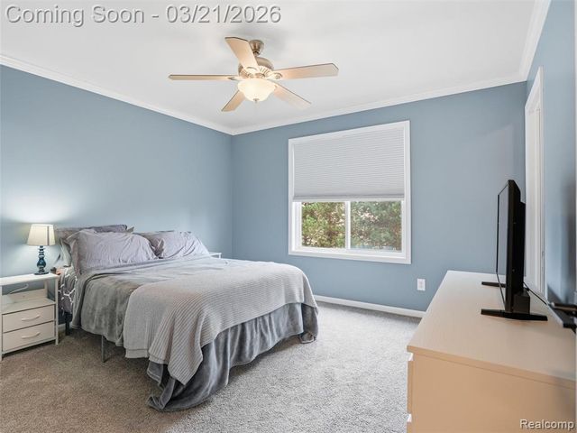 20766 Sleepy Hollow Drive, Macomb, MI 48044