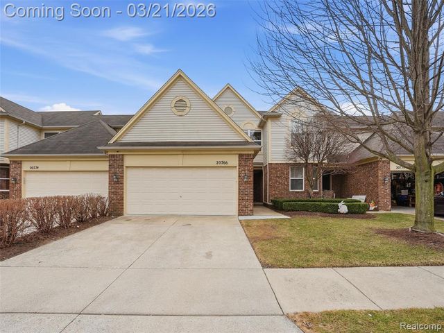 20766 Sleepy Hollow Drive, Macomb, MI 48044