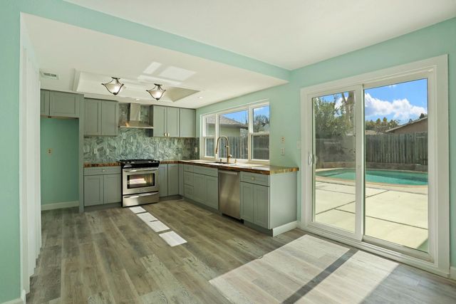 7069 Lynnetree Way, Citrus Heights, CA 95610