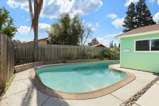 7069 Lynnetree Way, Citrus Heights, CA 95610