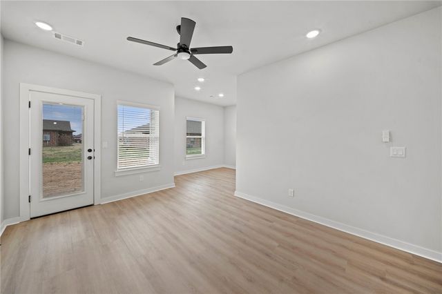 1703 Cuppett Circle, Pea Ridge, AR 72751