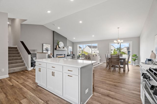 612 Grouse Way, New Richmond, WI 54017