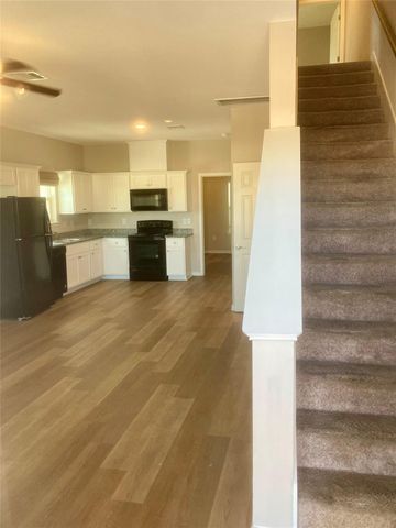 4505 P, Galveston, TX 77551