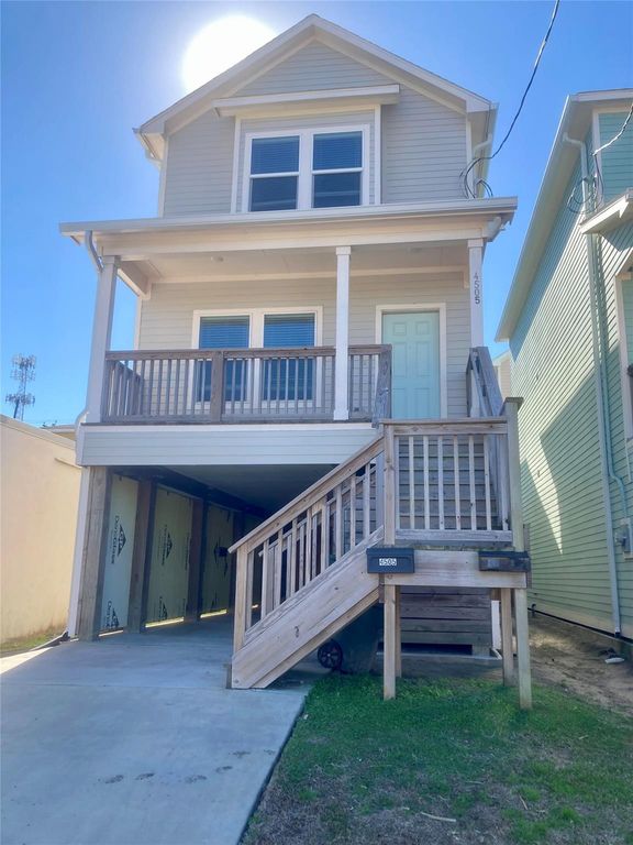 4505 P, Galveston, TX 77551