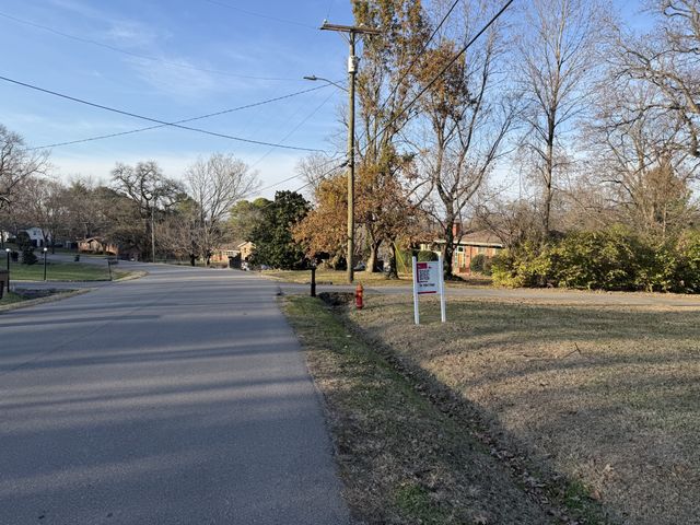 5136 Hilson Rd, Nashville, TN 37211