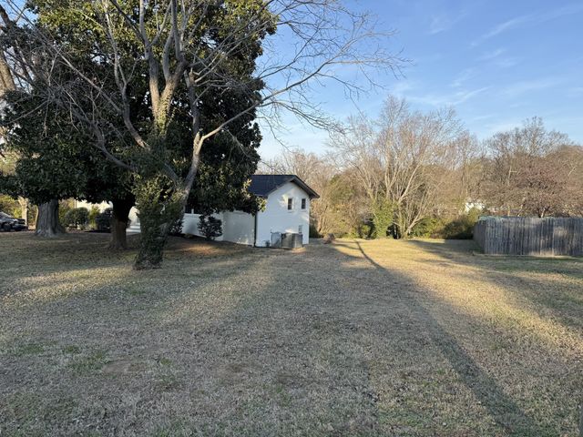 5136 Hilson Rd, Nashville, TN 37211