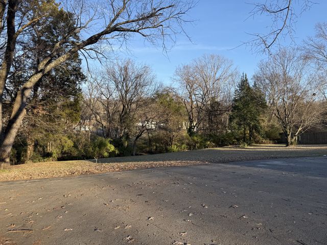 5136 Hilson Rd, Nashville, TN 37211