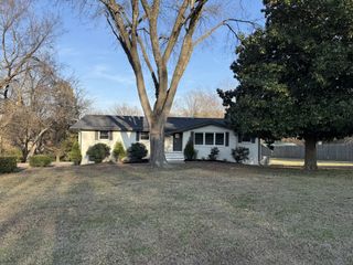 5136 Hilson Rd, Nashville, TN 37211