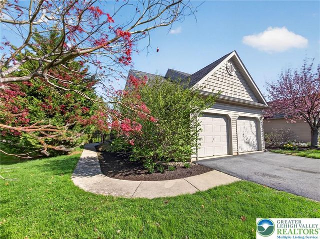 1631 Brown Street, South Whitehall Twp, PA 18104